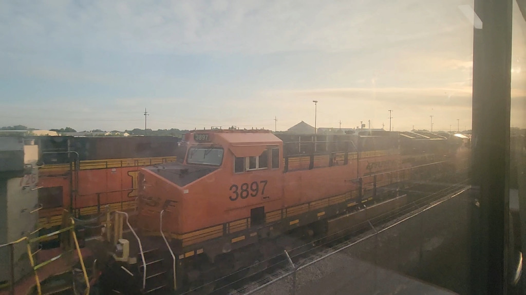 BNSF 3897